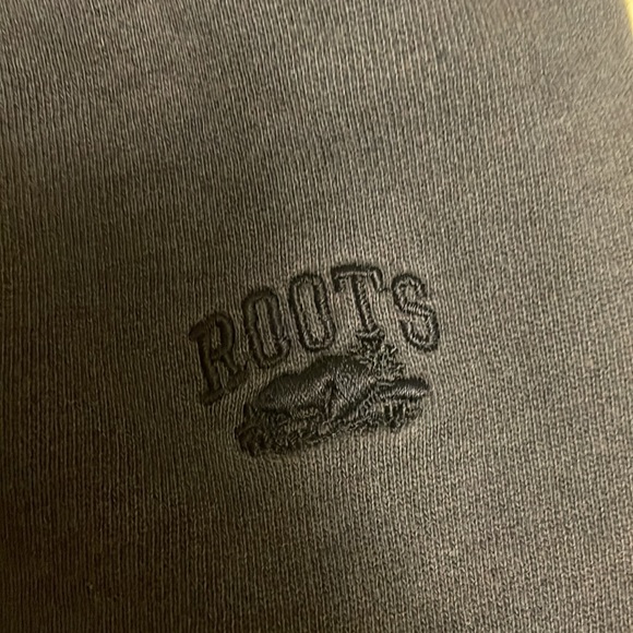 2 pairs of Boys pants size 4 - Picture 4 of 8